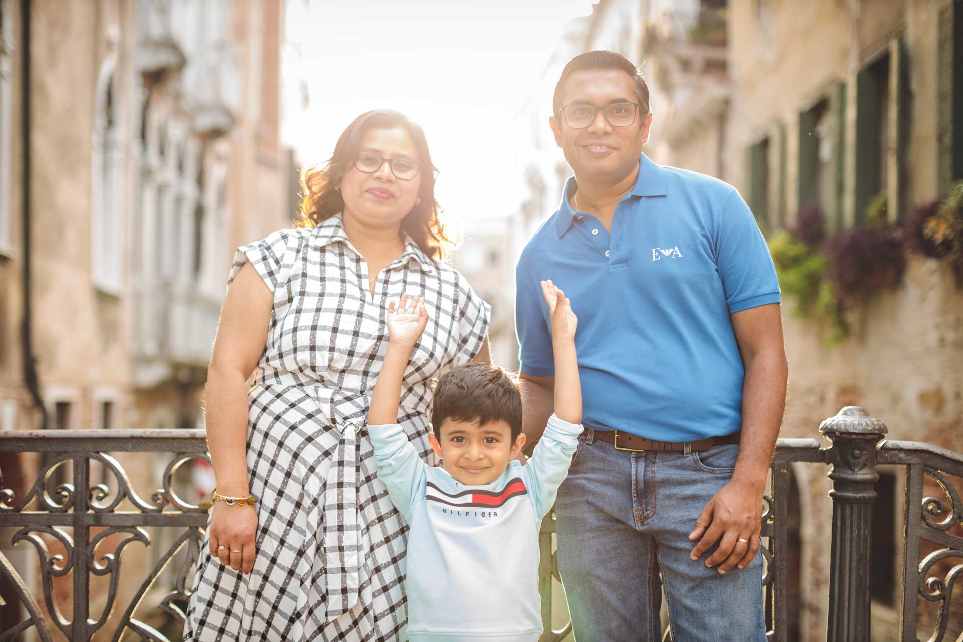 Venice-Castello-Atri-Family-sun
